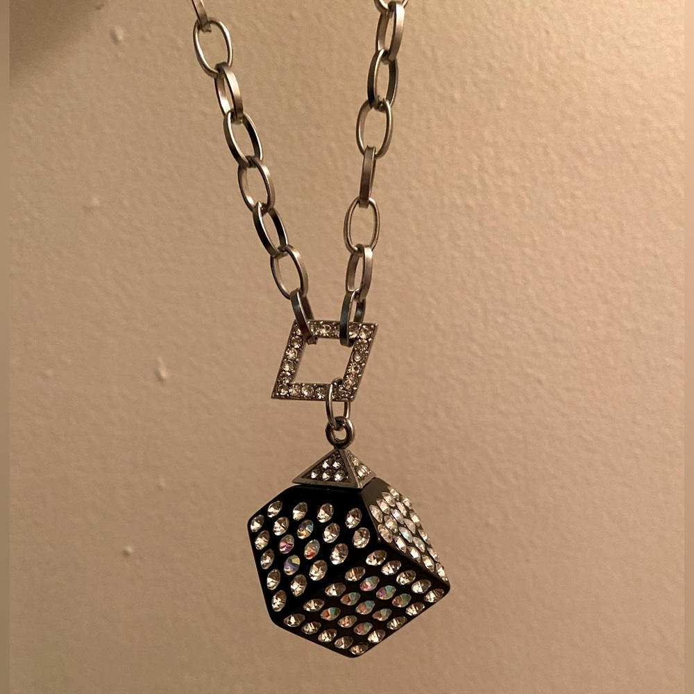 Necklace with dice-shaped design, with stones